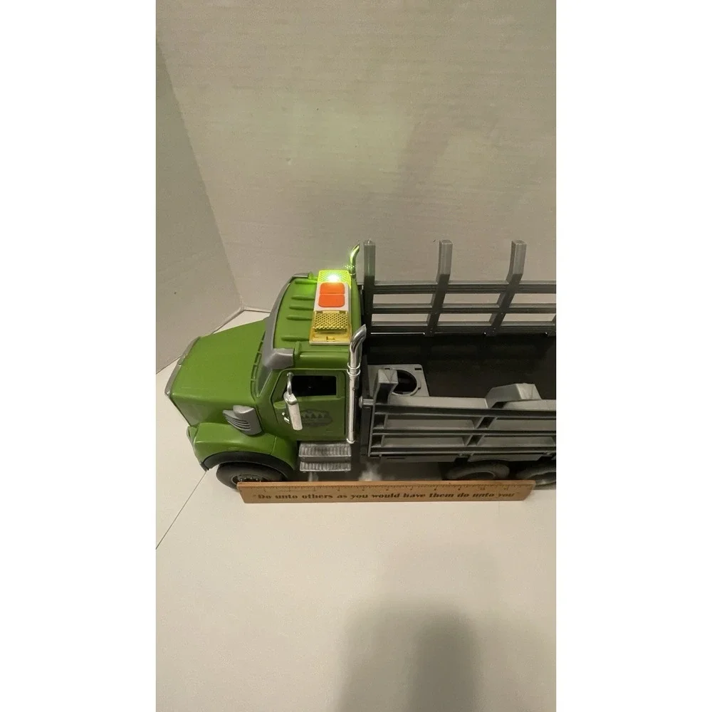 LIME GREEN & BLACK Freightliner  122SD  DBL-AXLE ROGUE Log TRUCK Mr Logging Serv